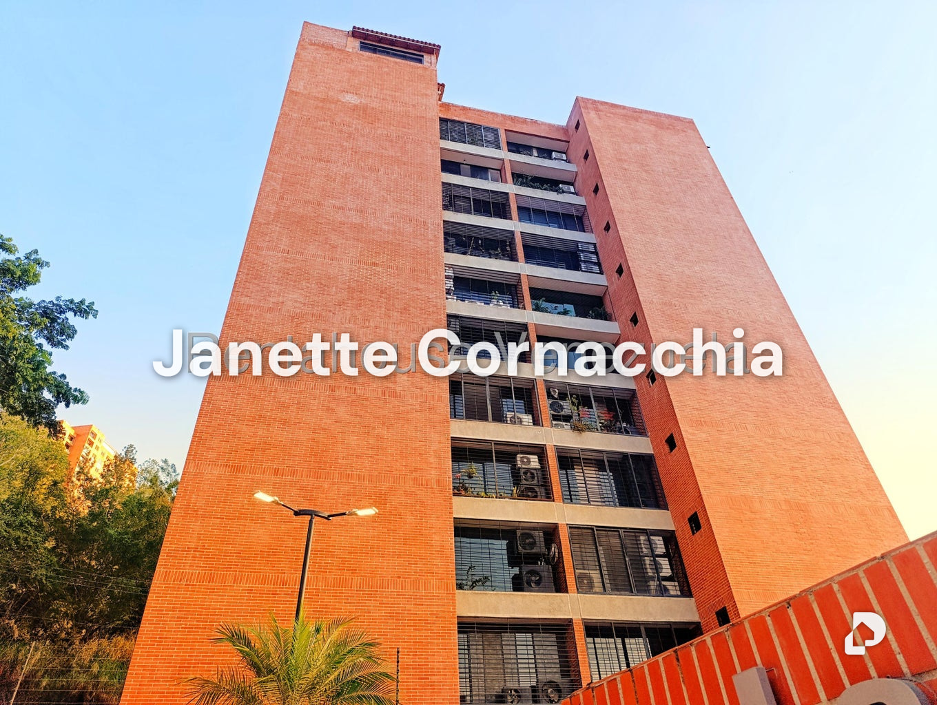 Apartamento en Colinas de La Tahona, Caracas – 1