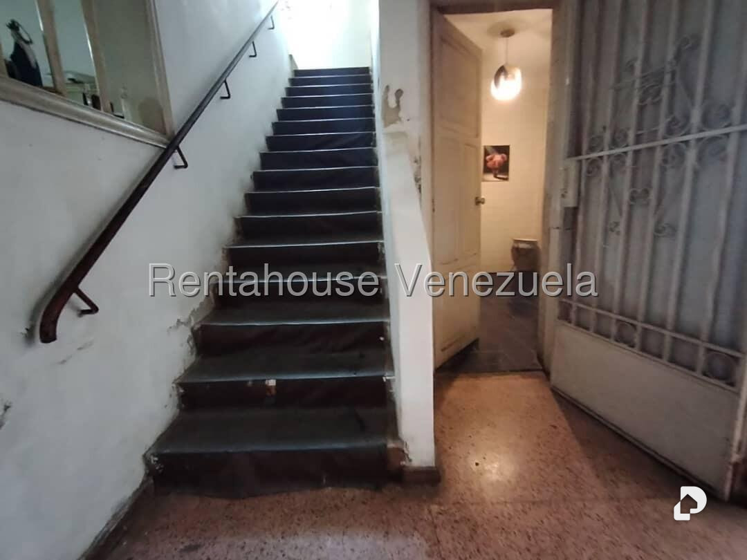 Casa en Santa Mónica, Caracas – 14