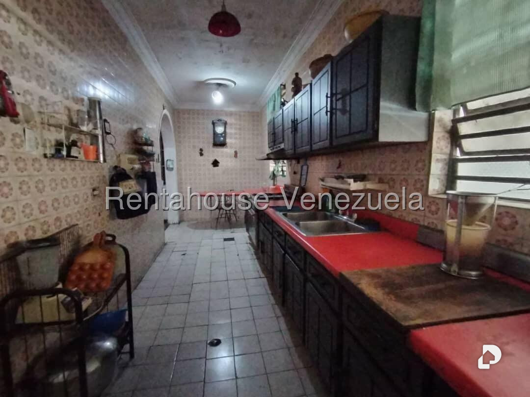 Casa en Santa Mónica, Caracas – 12