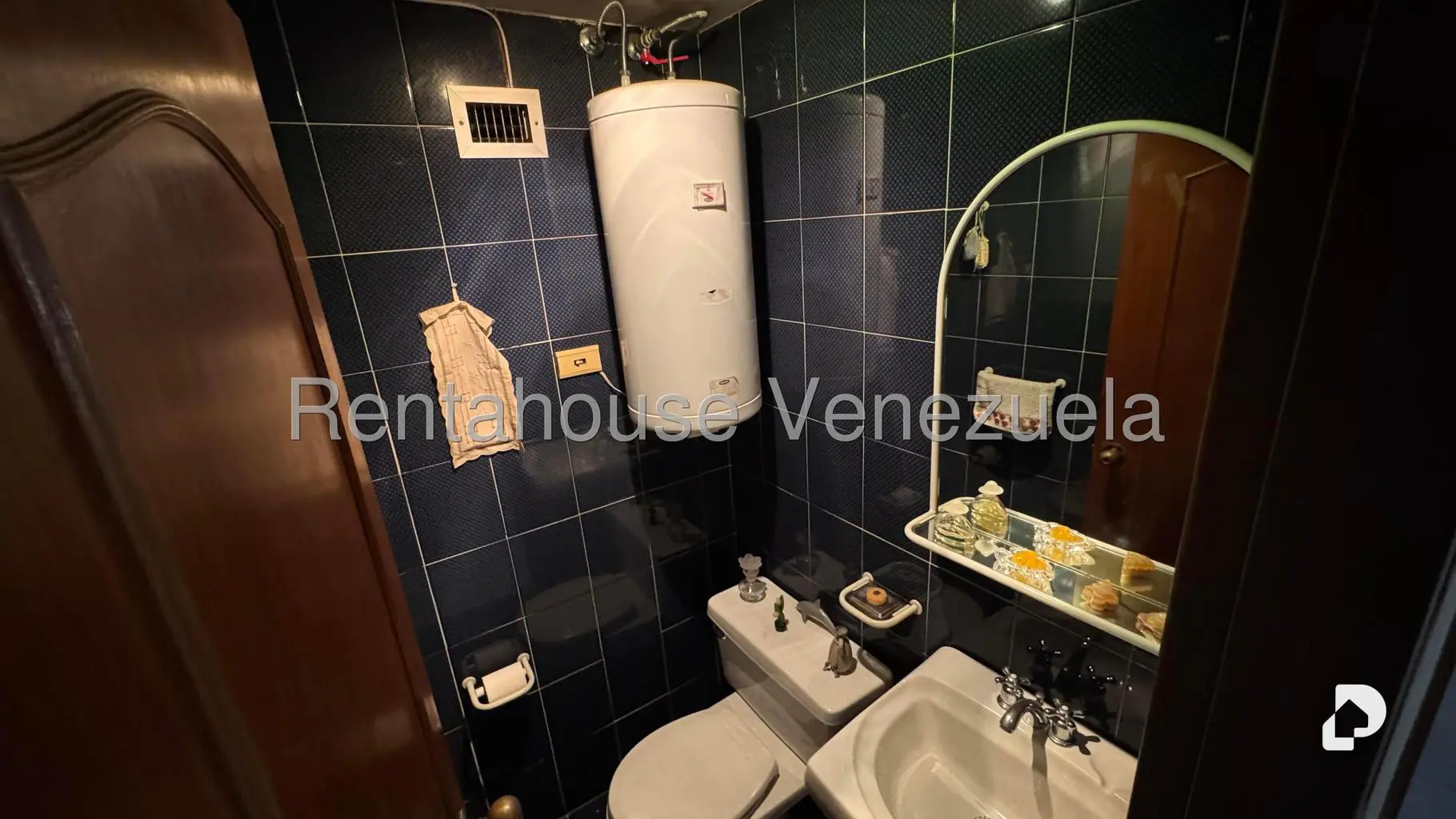 Apartamento en La Florida, Caracas – 13