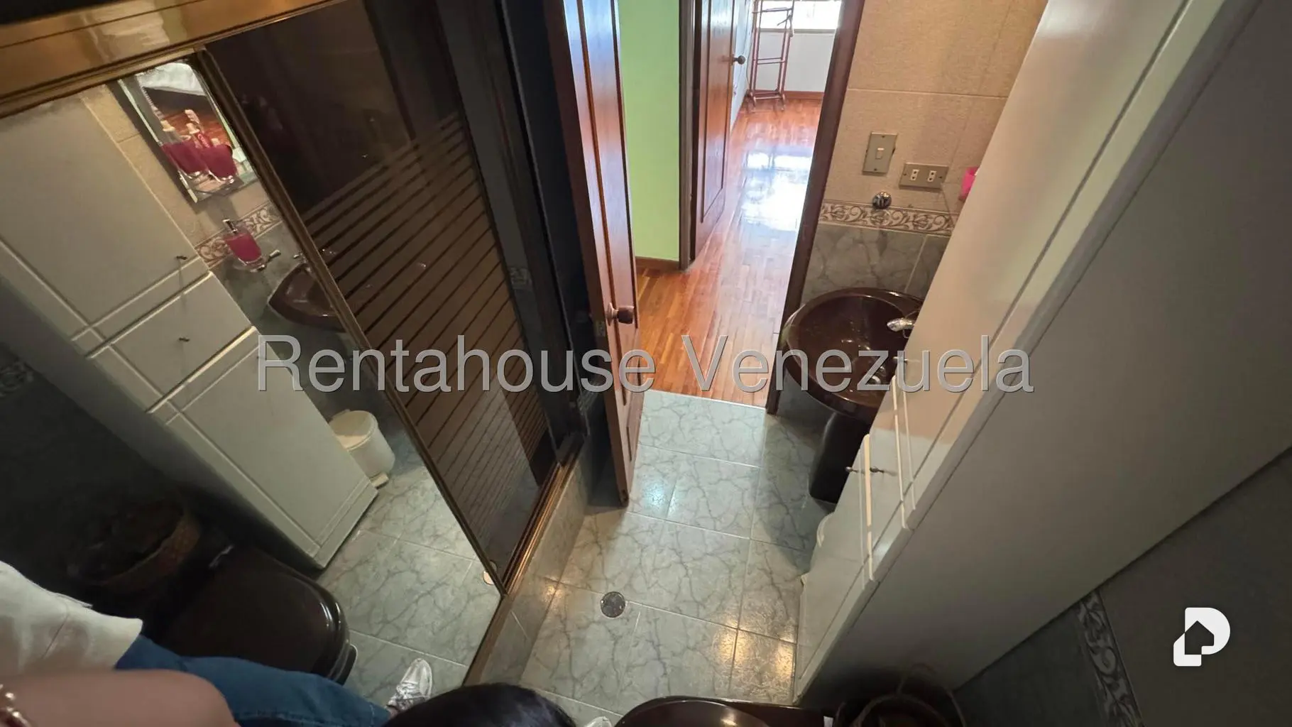 Apartamento en La Florida, Caracas – 23