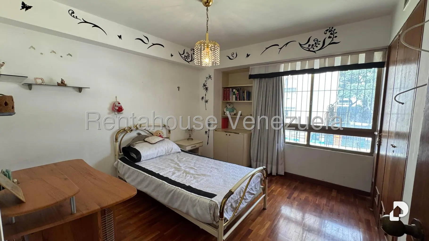 Apartamento en La Florida, Caracas – 24