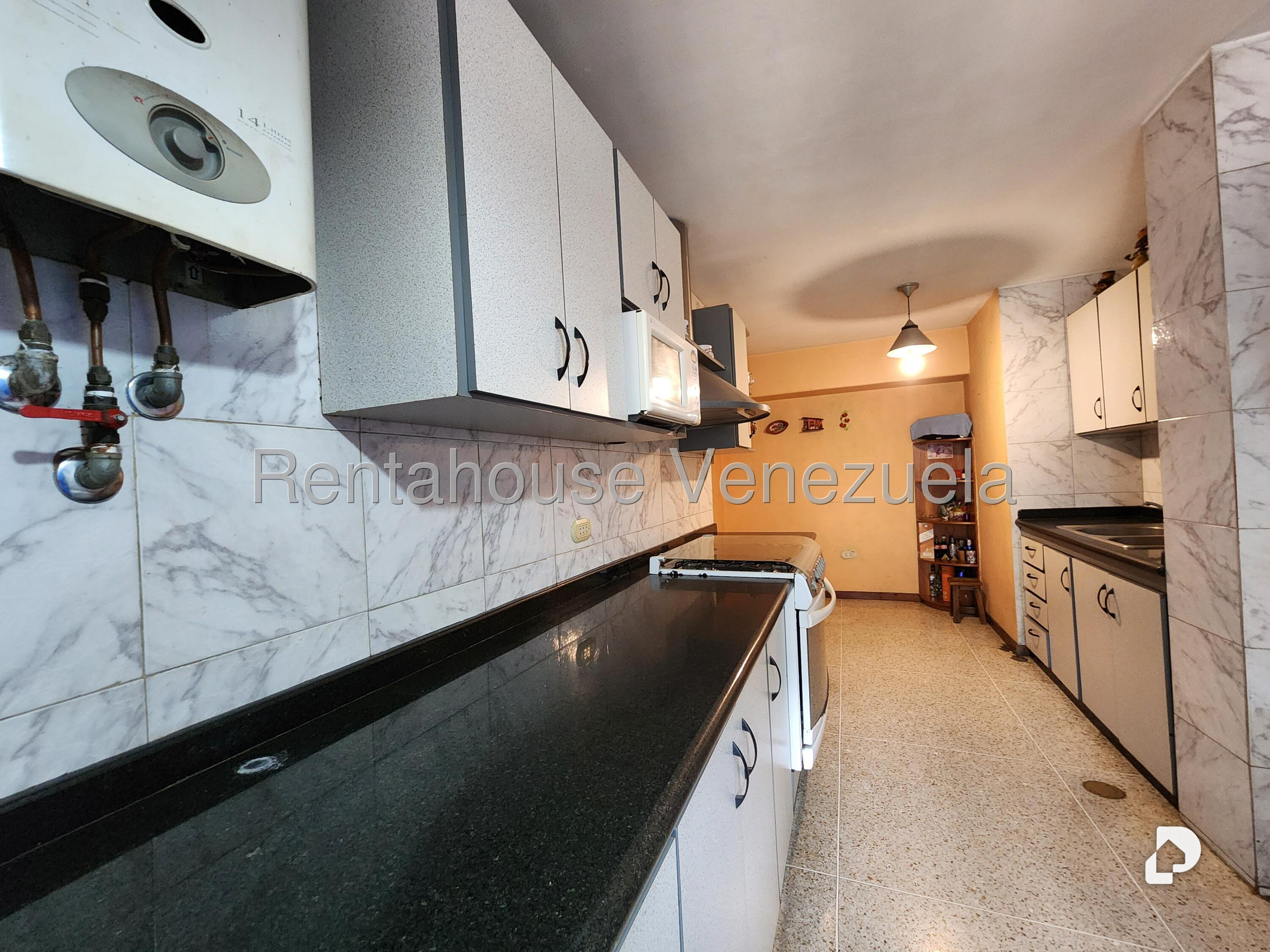 Apartamento en El Bosque, Caracas – 8