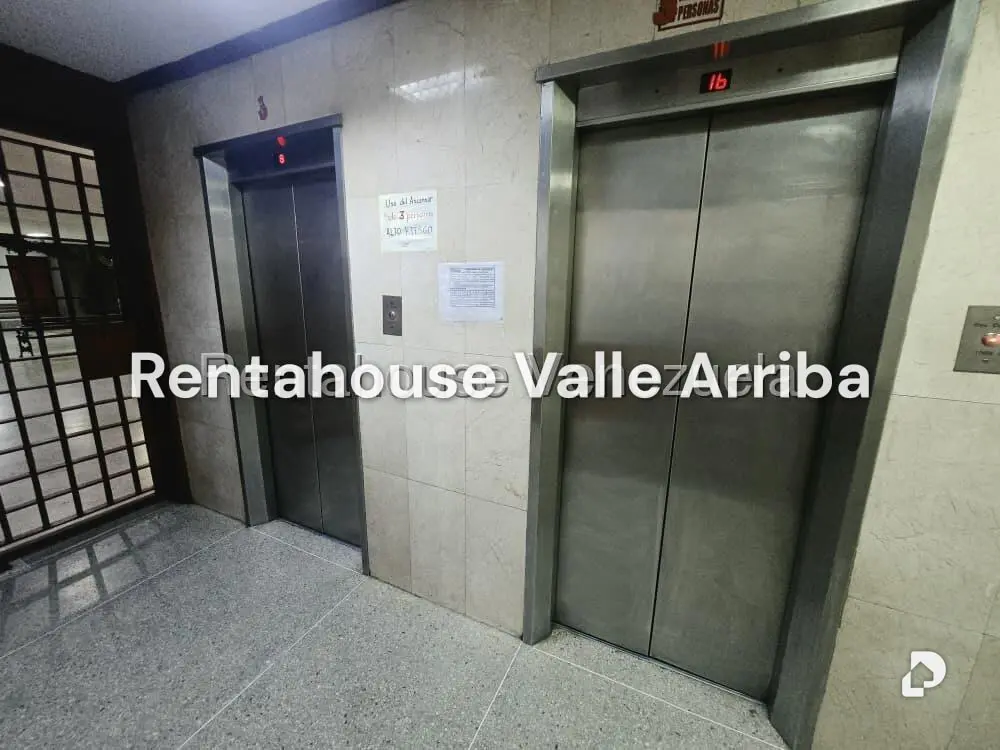 Apartamento en Parroquia Altagracia, Caracas – 16