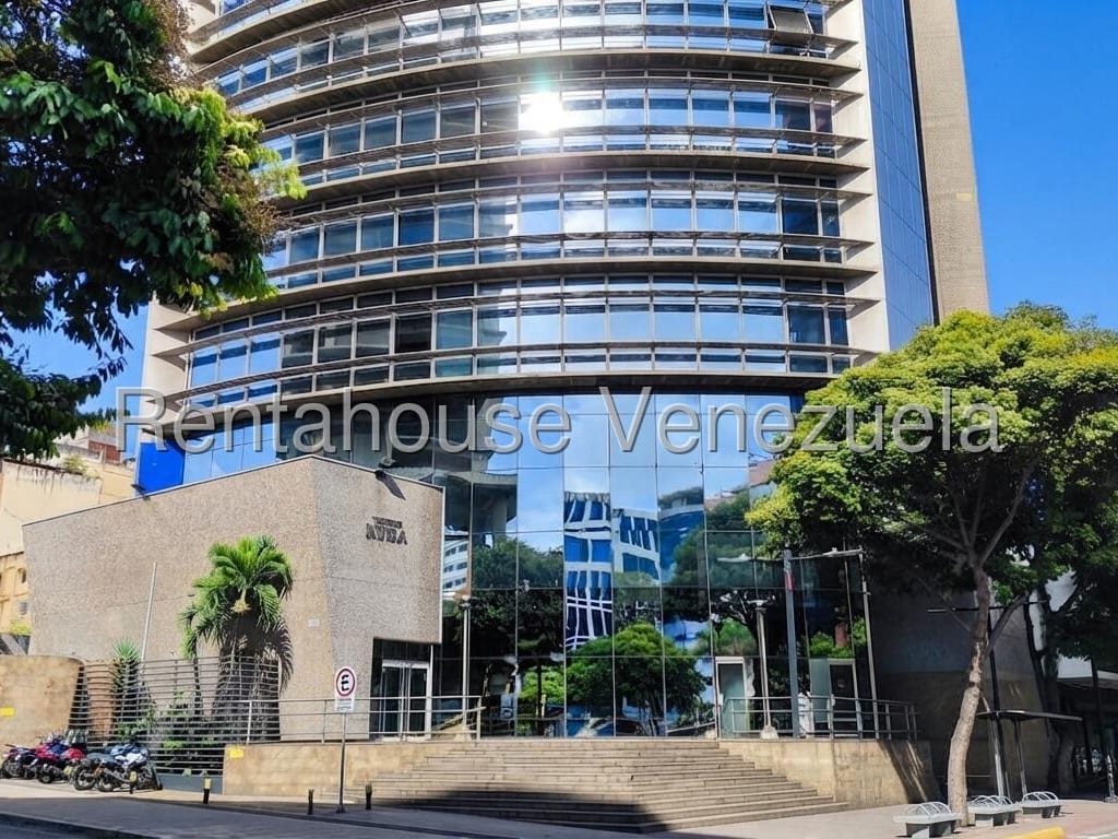 Oficina en Campo Alegre, Caracas - 1