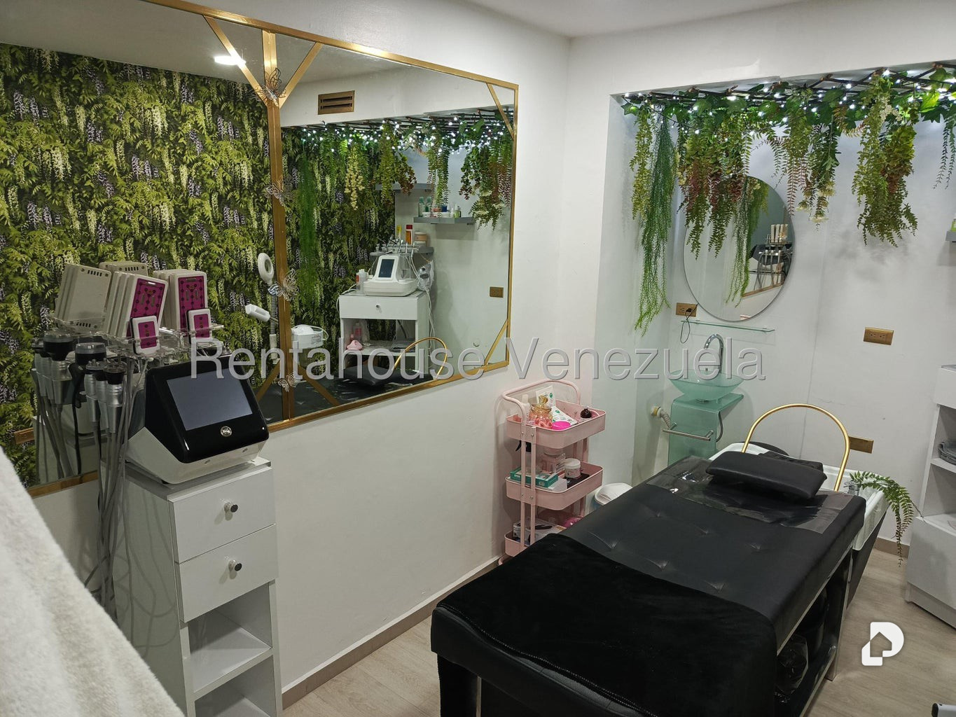 Commercial space in Las Mercedes, Caracas – 6