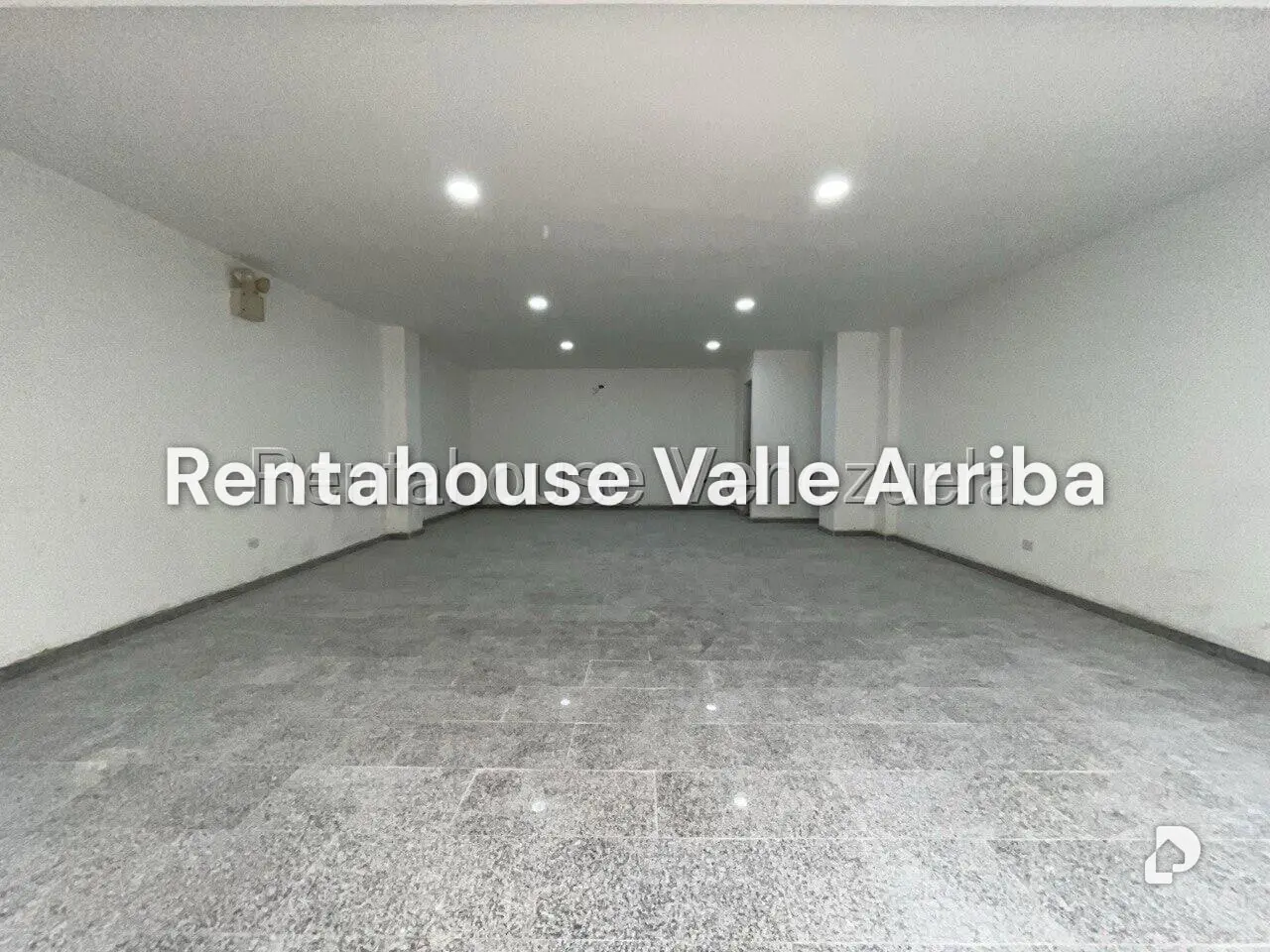 Local comercial en Santa Paula, Caracas