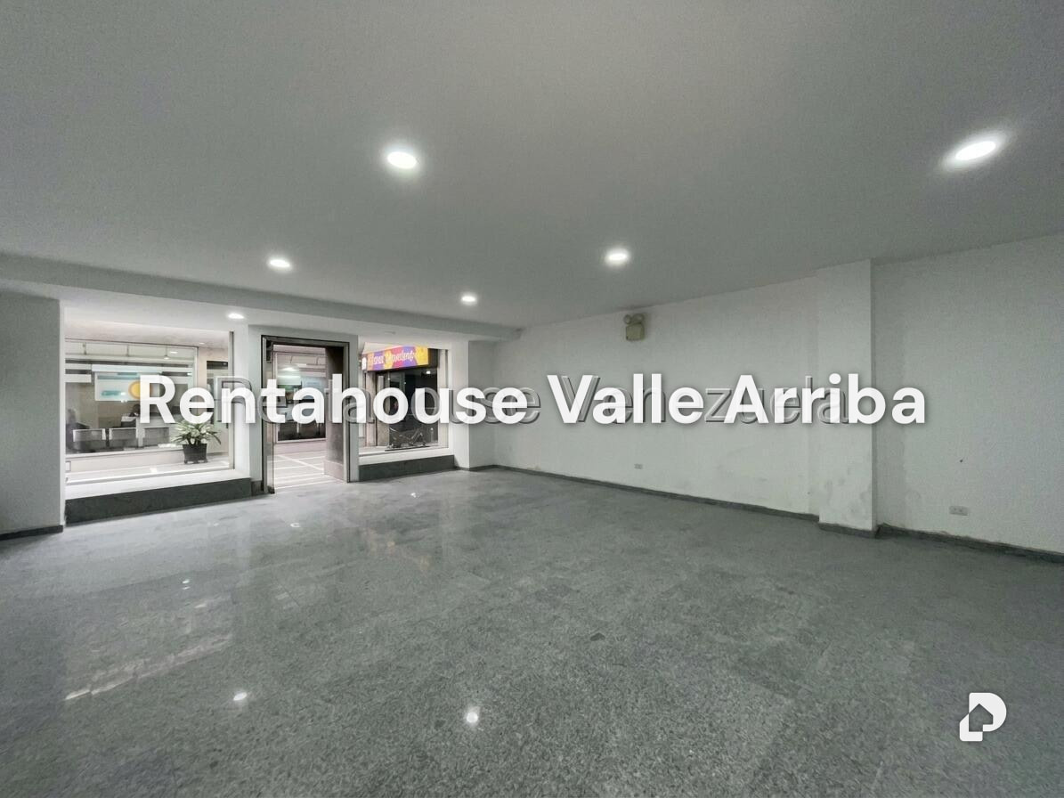 Local comercial en Santa Paula, Caracas – 12