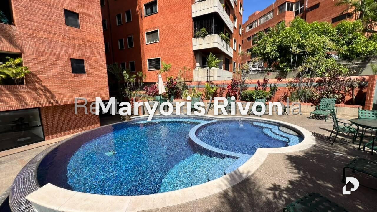 Apartamento en Campo Alegre, Caracas – 2