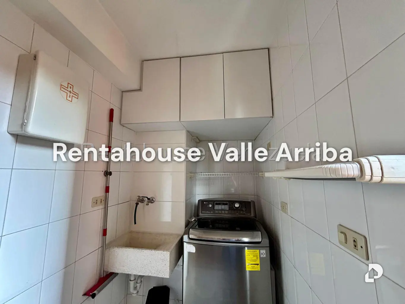 Apartamento en El Rosal, Caracas – 18