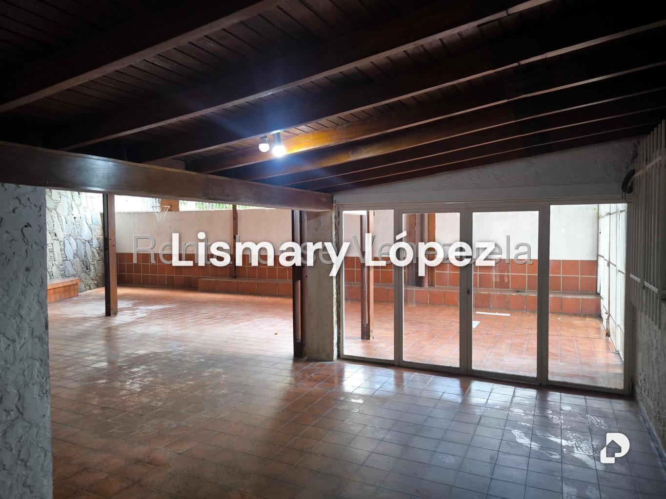 Casa en Cumbres de Curumo, Caracas – 27