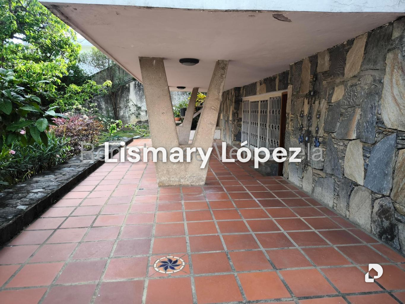 Casa en Cumbres de Curumo, Caracas – 10