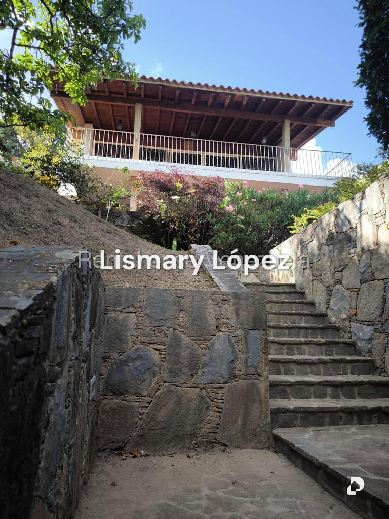 Casa en Cumbres de Curumo, Caracas – 6