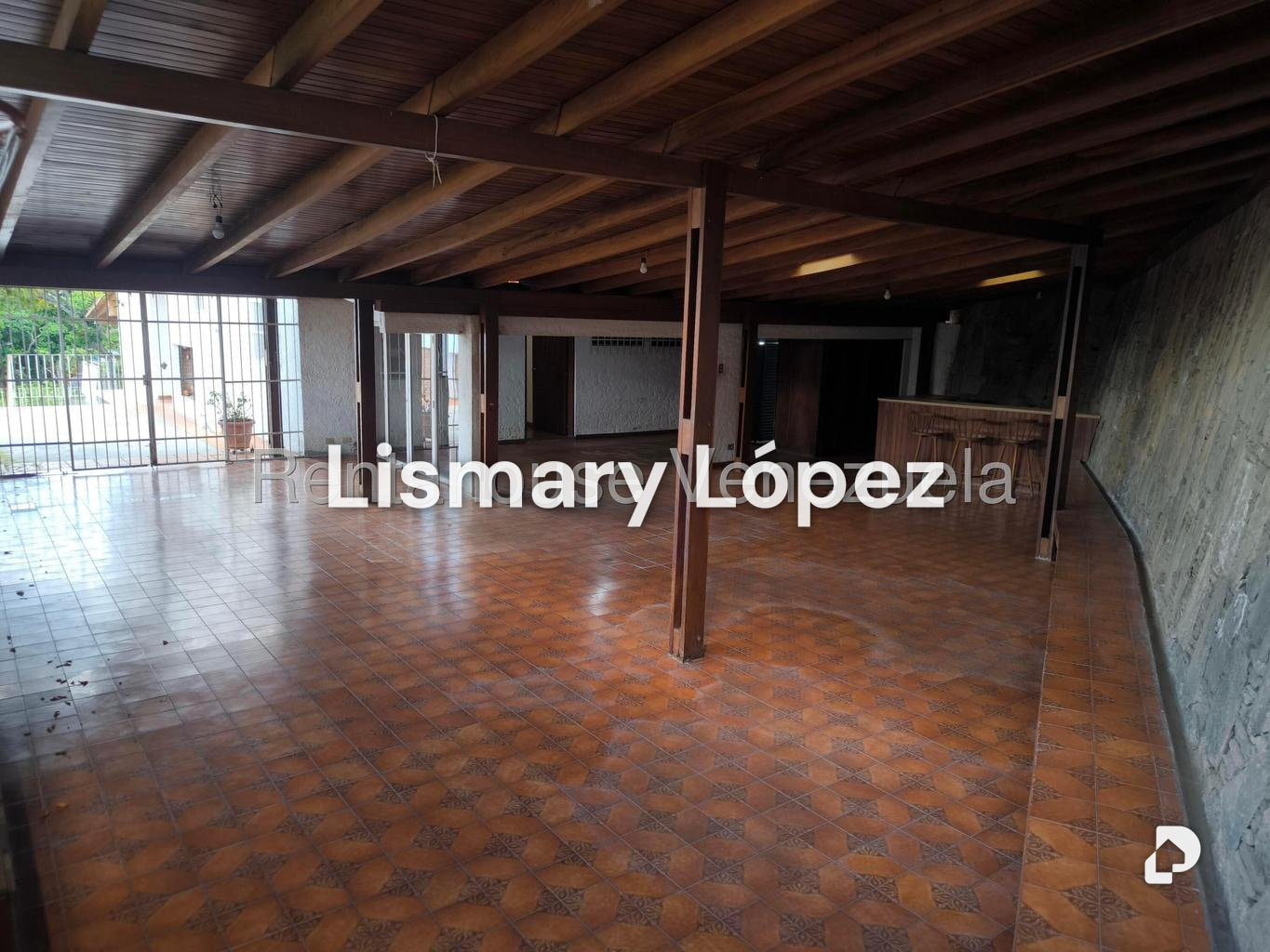 Casa en Cumbres de Curumo, Caracas – 30