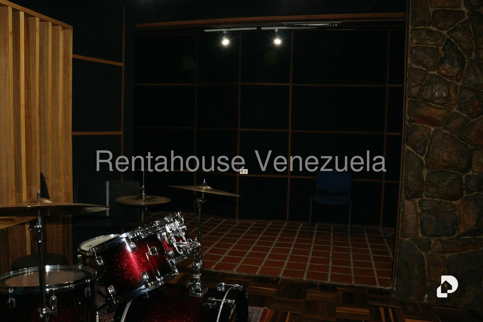 Casa en Alta Florida, Caracas – 26