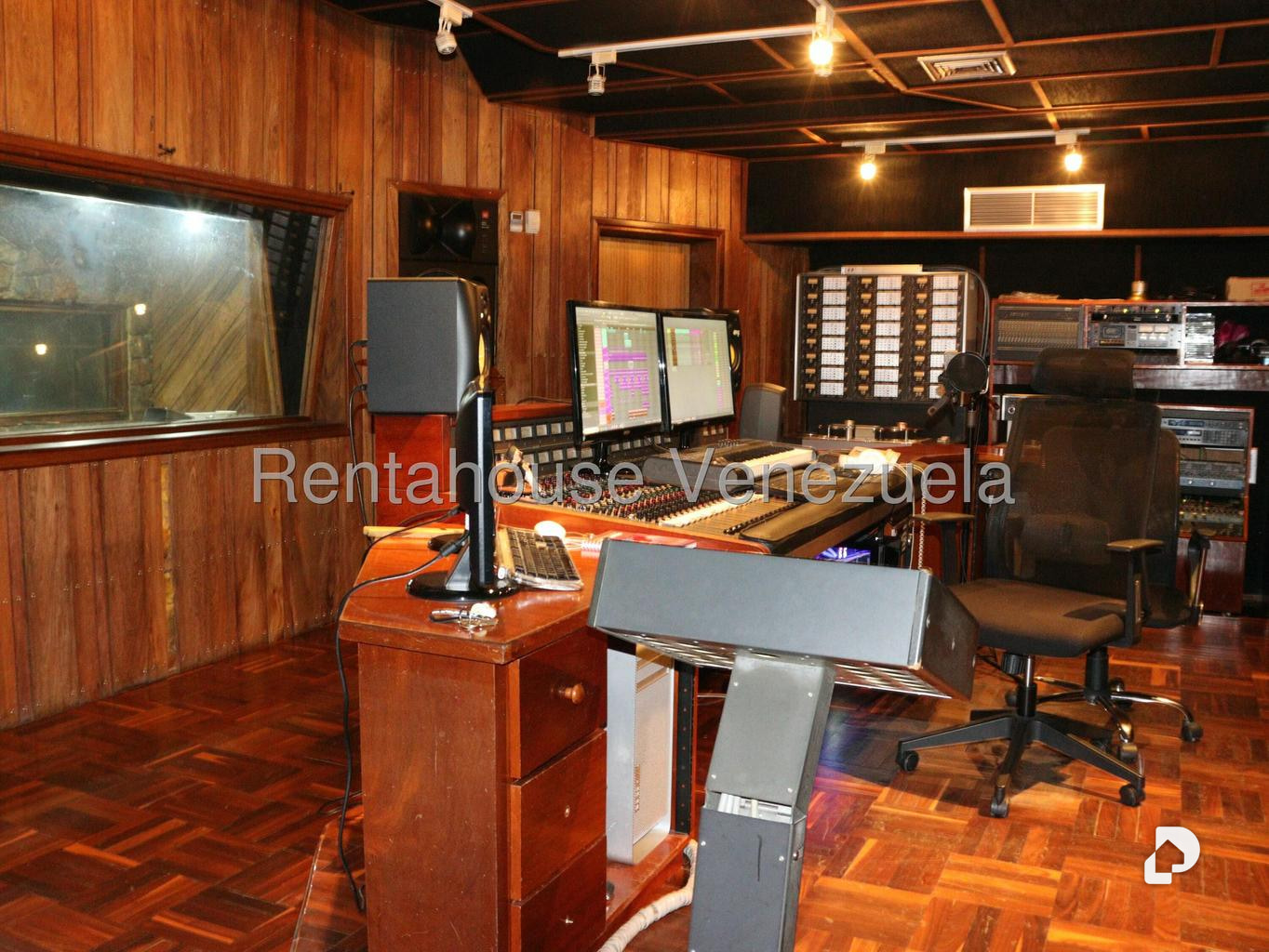 Casa en Alta Florida, Caracas – 28