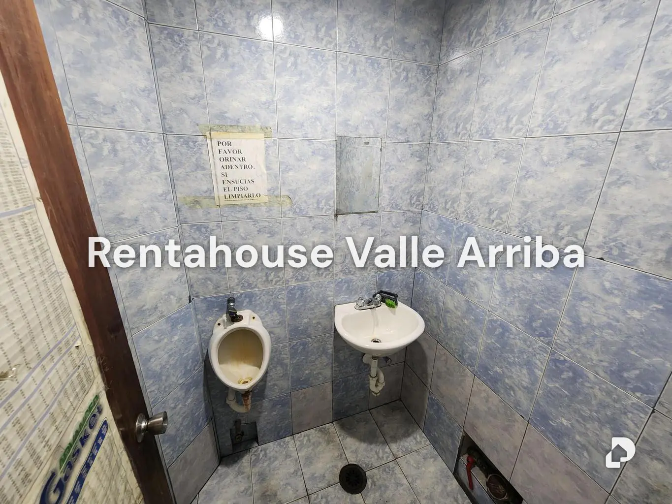 Local comercial en Bello Monte, Caracas – 16