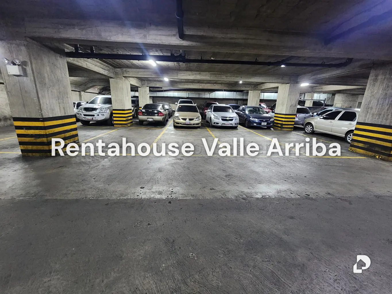 Local comercial en Bello Monte, Caracas – 17