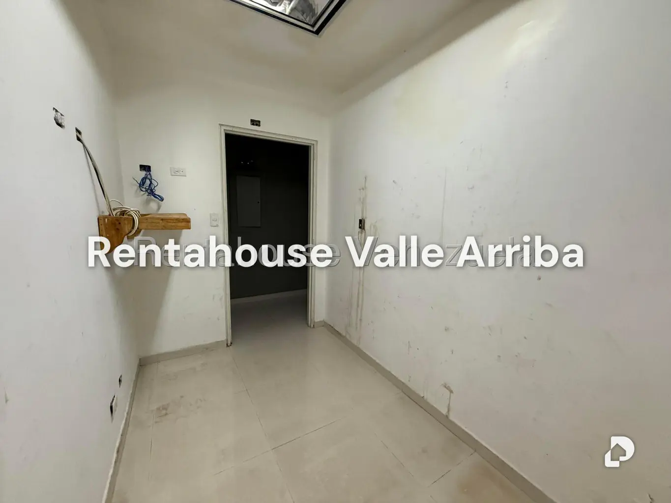 Local comercial en Santa Rosa de Lima, Caracas – 18