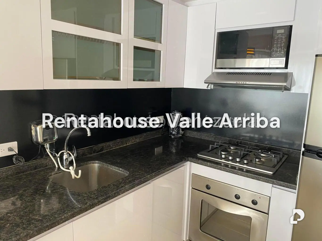 Apartamento en El Rosal, Caracas – 30
