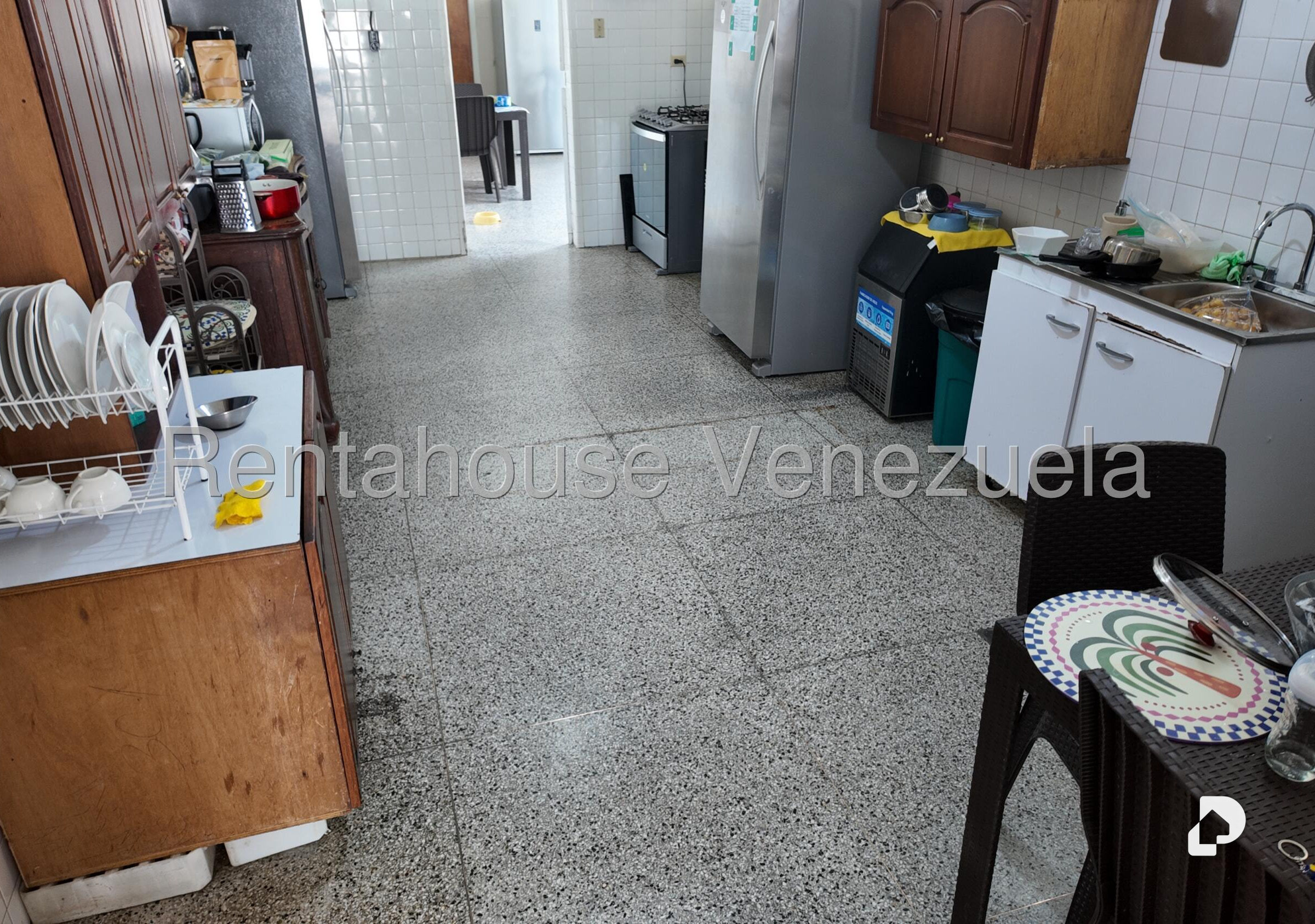 Casa en San Román, Caracas – 10