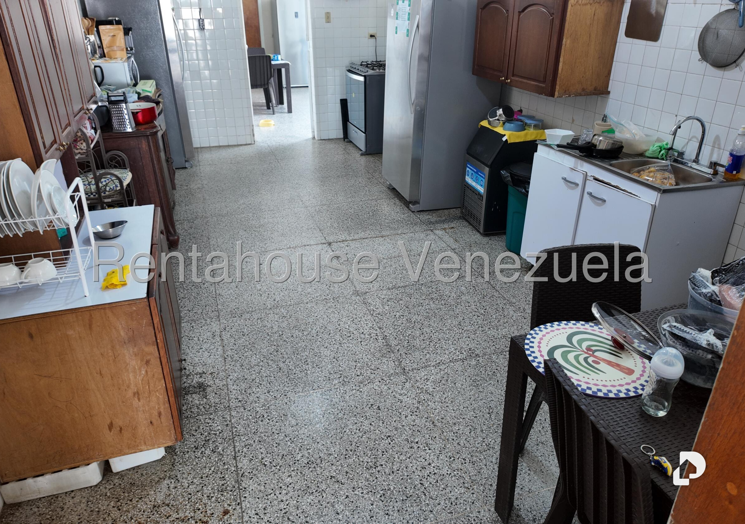 Casa en San Román, Caracas – 11