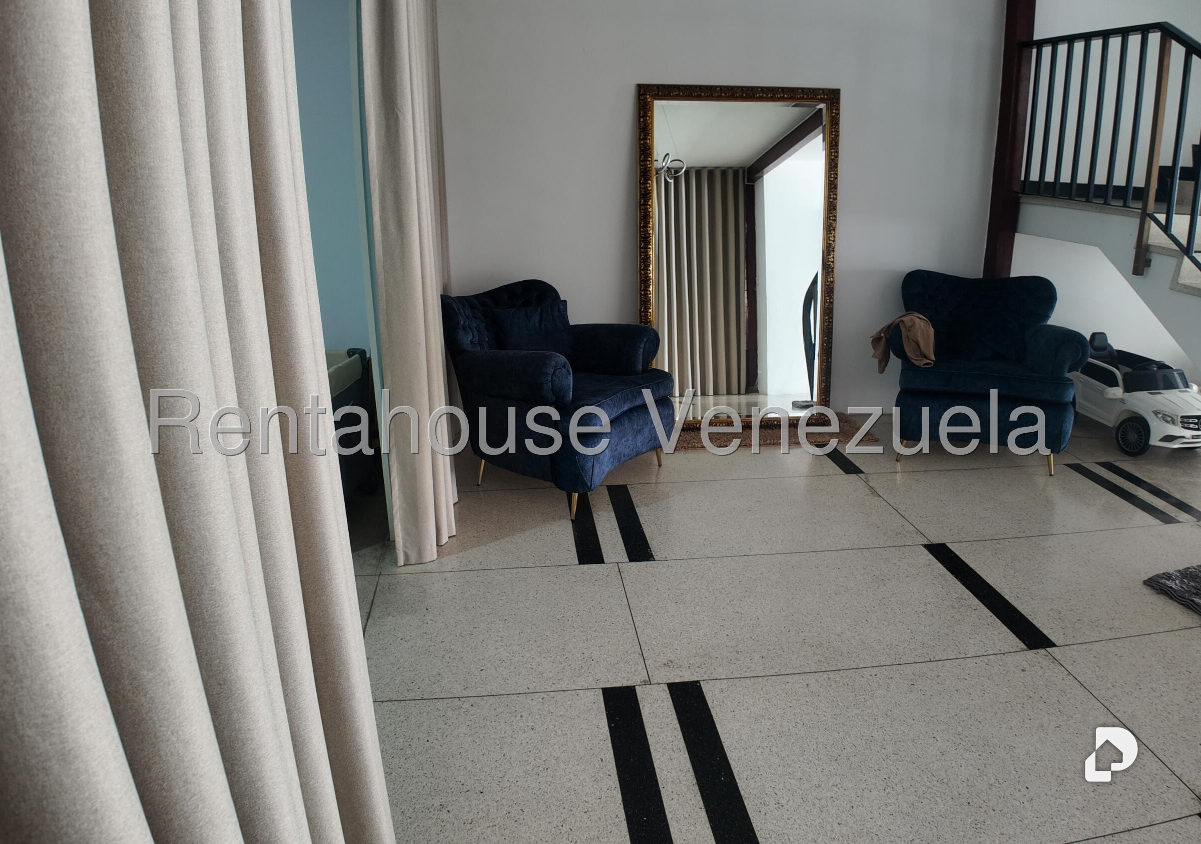 Casa en San Román, Caracas – 2
