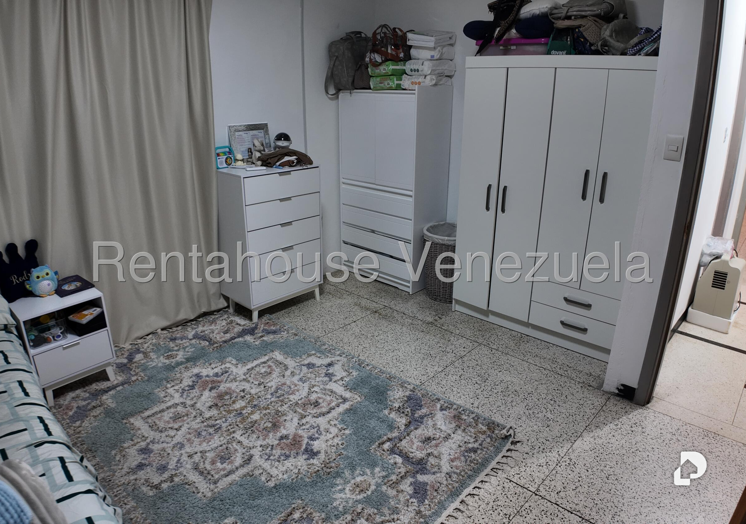 Casa en San Román, Caracas – 27