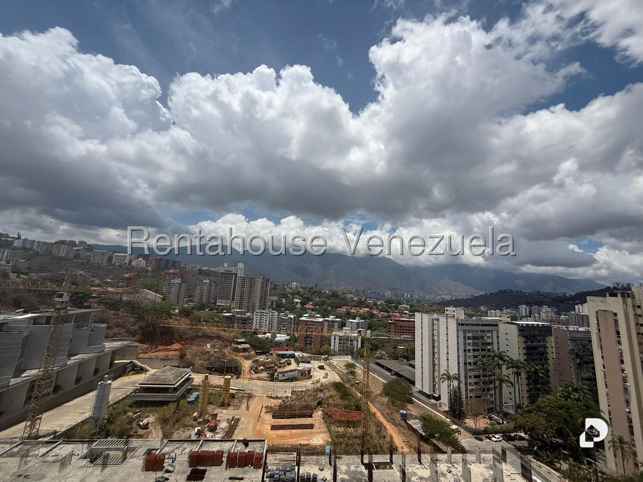 Apartamento en Santa Fe Sur, Caracas