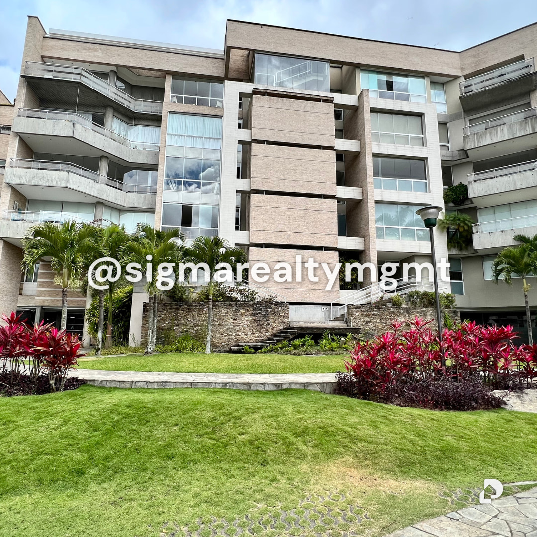 Apartment in Los Palos Grandes, Caracas – 1
