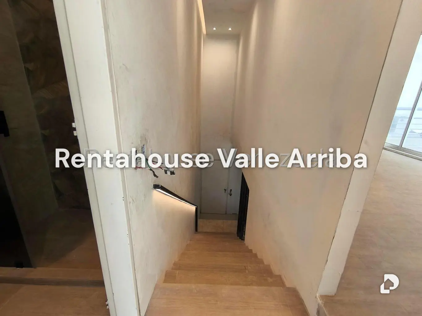 Apartamento en Villa Nueva Hatillo, Caracas – 30
