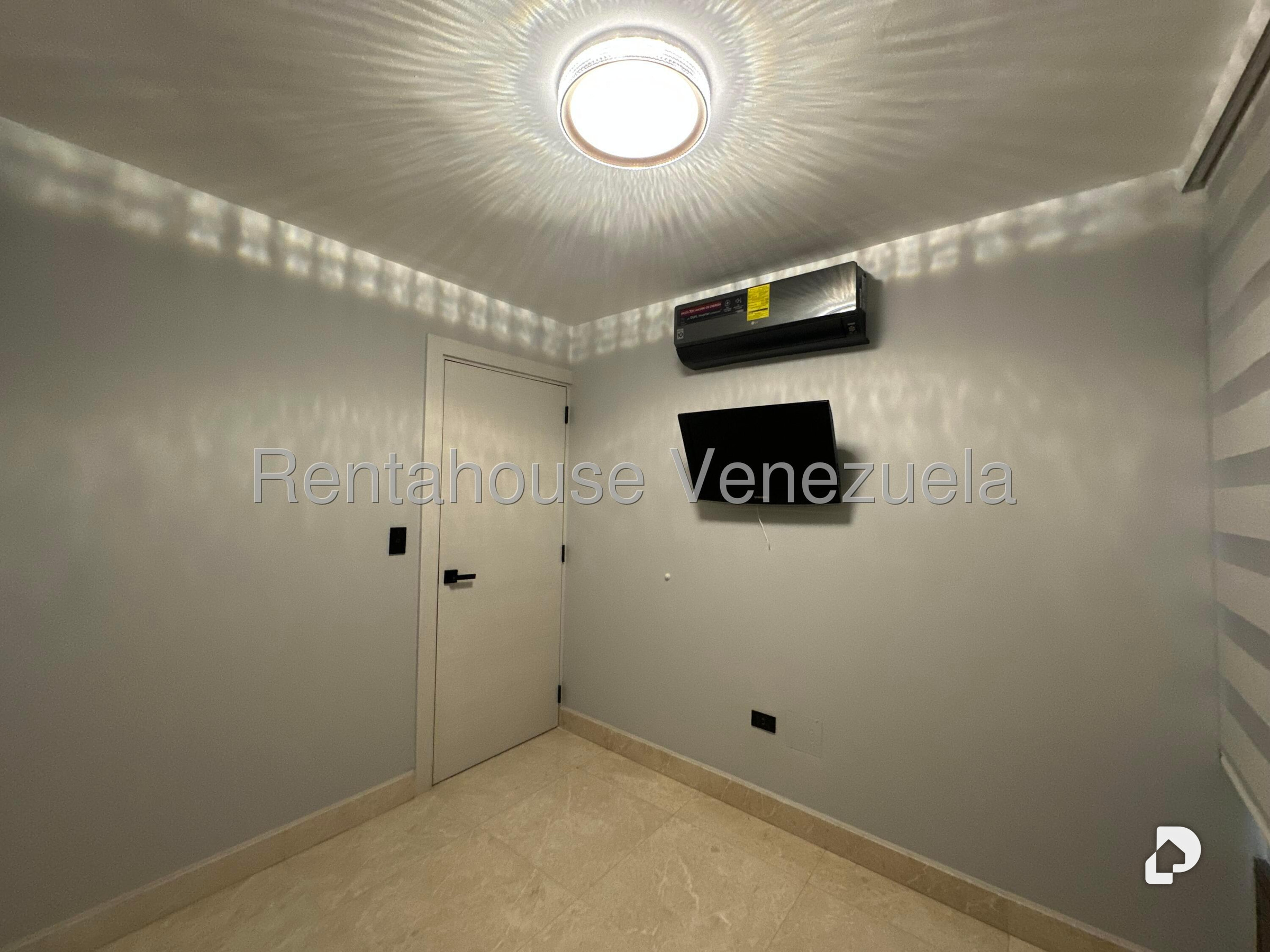 Apartment in El Cigarral, Caracas – 24