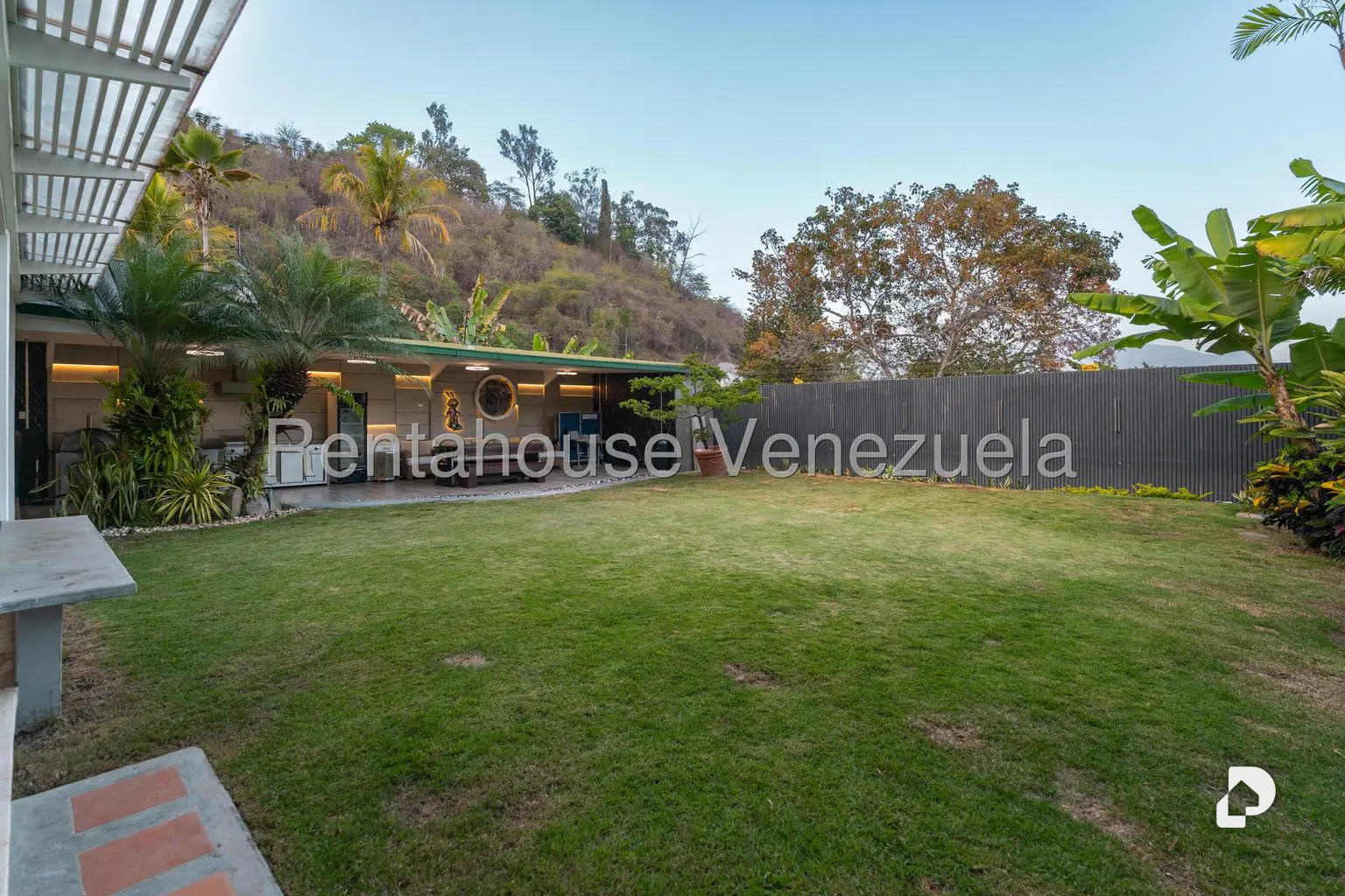 Casa en Prados del Este, Caracas – 8