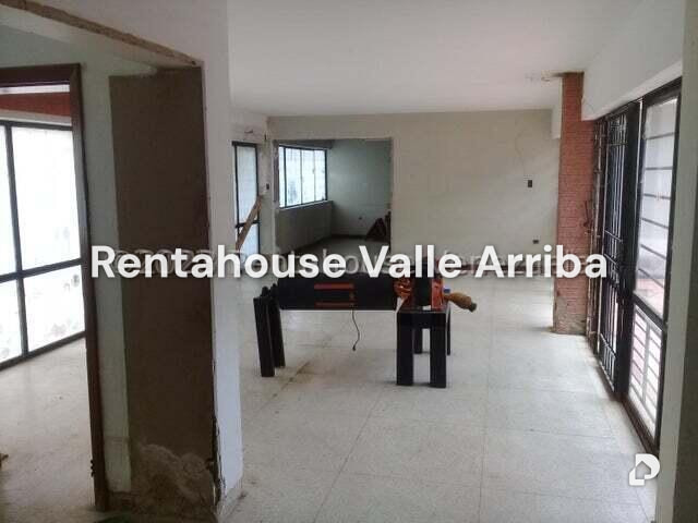 Terreno en Altamira, Caracas – 12