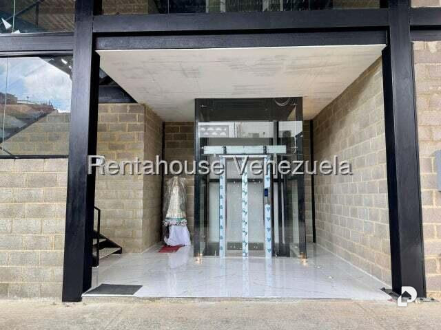 Local comercial en La Florida, Caracas – 3