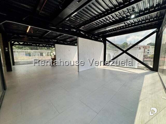 Local comercial en La Florida, Caracas – 11