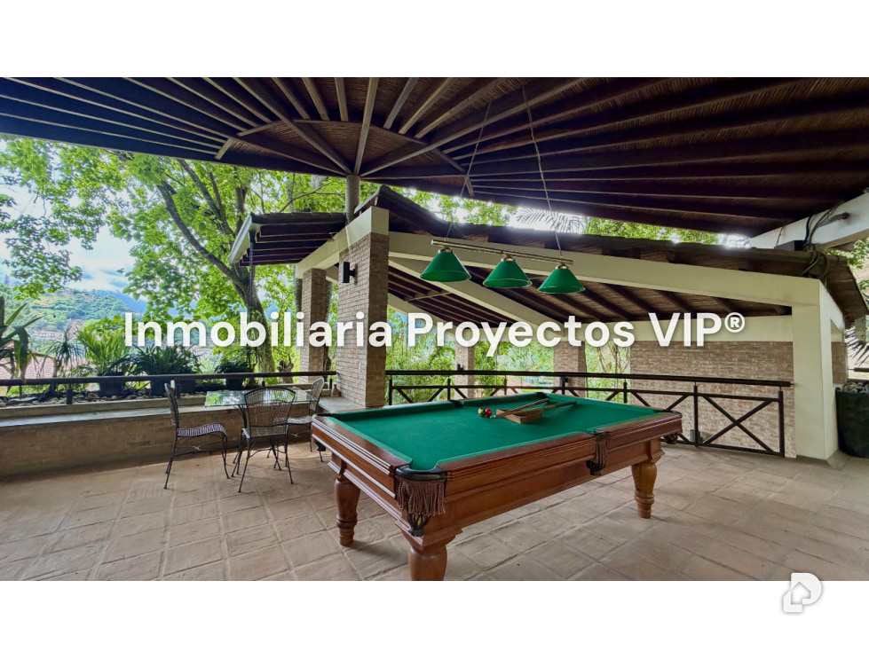 Casa en Cerro Verde, Caracas – 11
