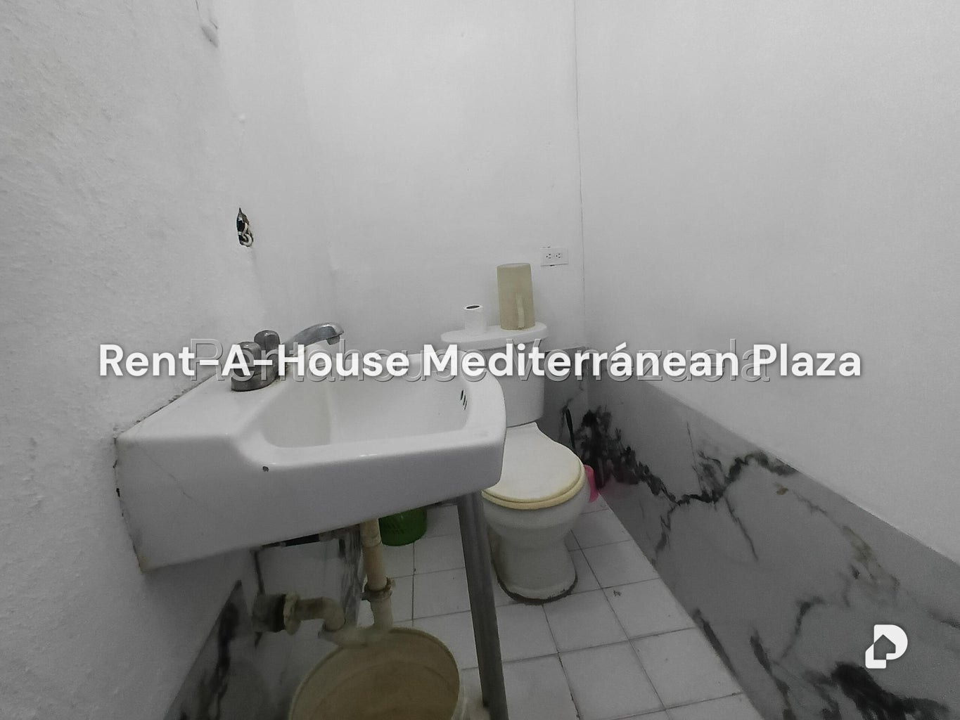 Local comercial en Centro, Guacara – 24