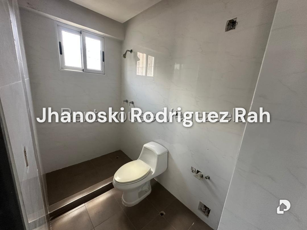 Apartamento en Urbanización Del Este, Barquisimeto – 13