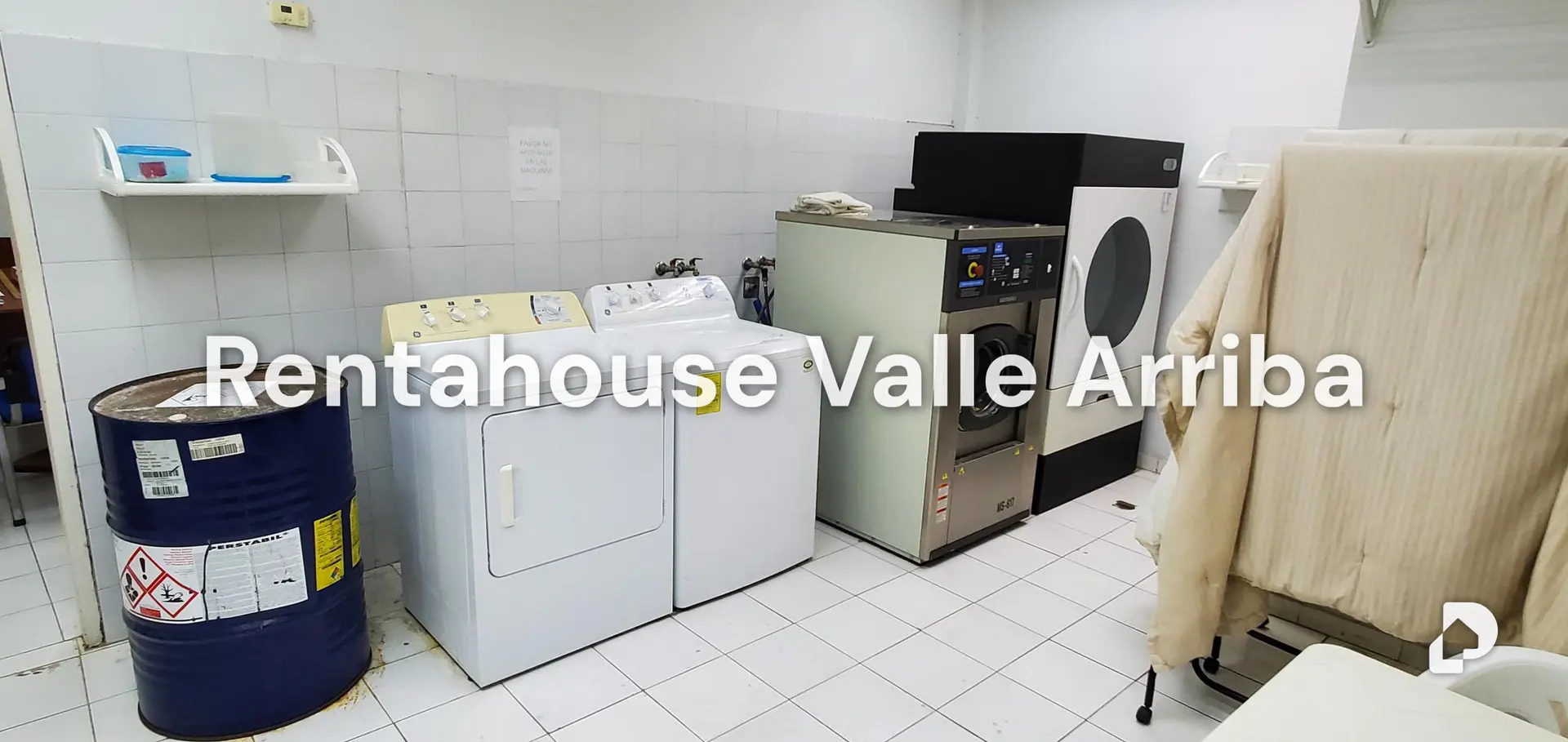 Local comercial en Los Samanes, Caracas – 16