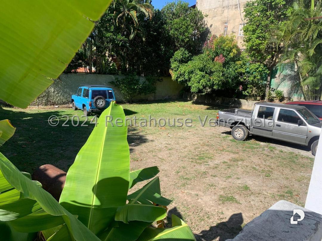Local comercial en La Florida, Caracas – 16