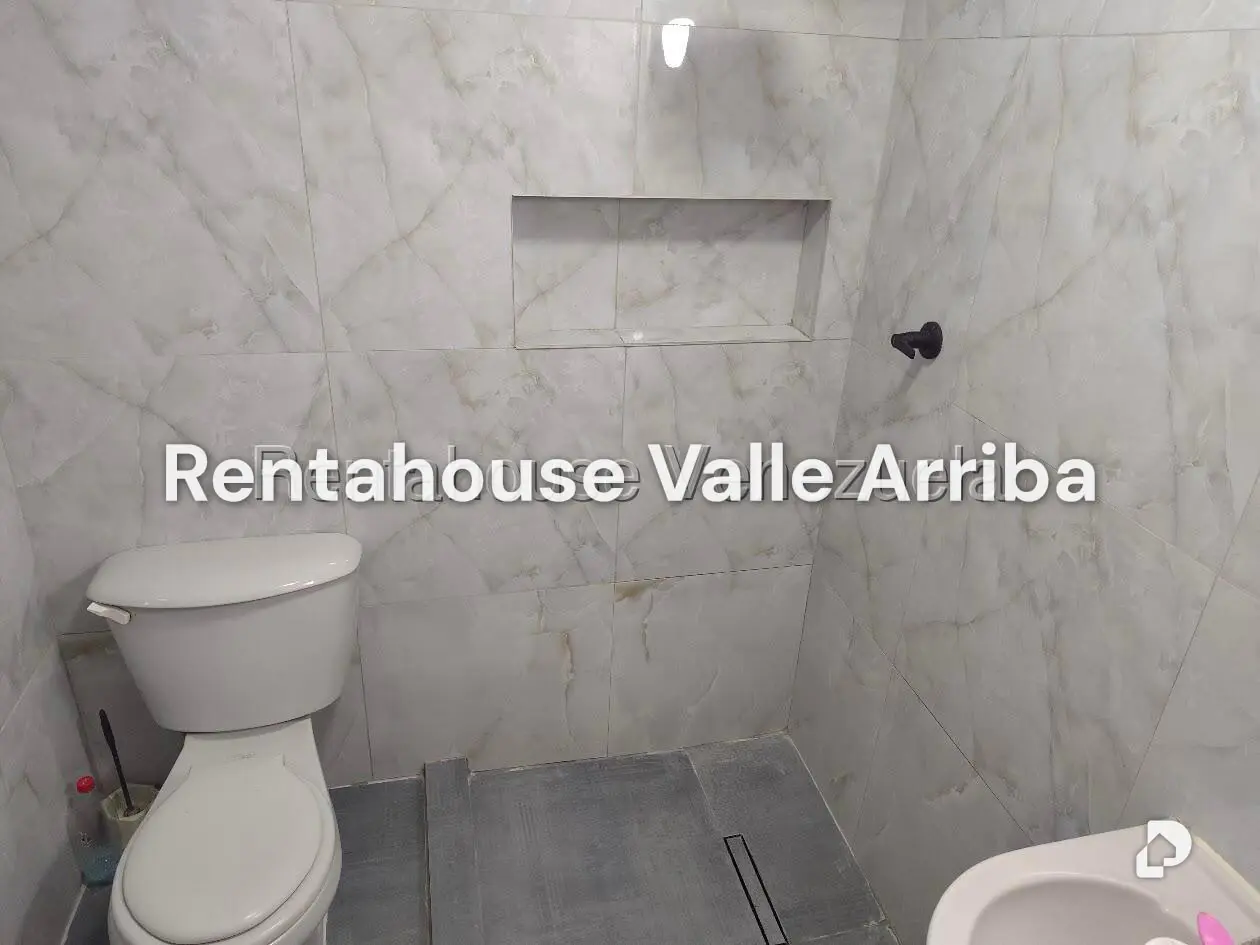 Apartamento en Parroquia Santa Teresa, Caracas – 26
