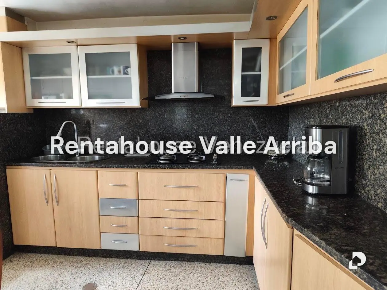 Apartamento en Parroquia Santa Teresa, Caracas – 17
