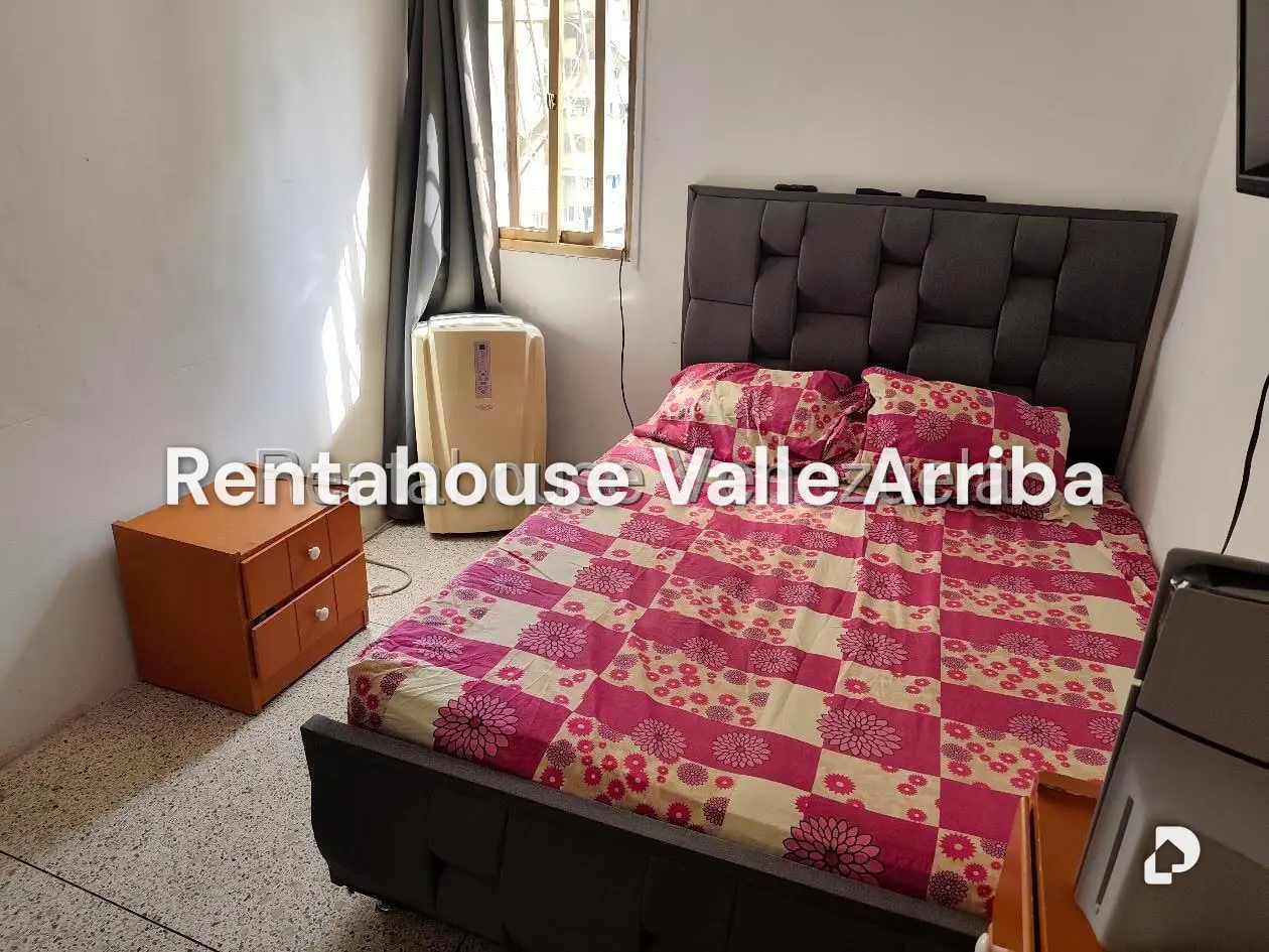 Apartamento en Parroquia Santa Teresa, Caracas – 24