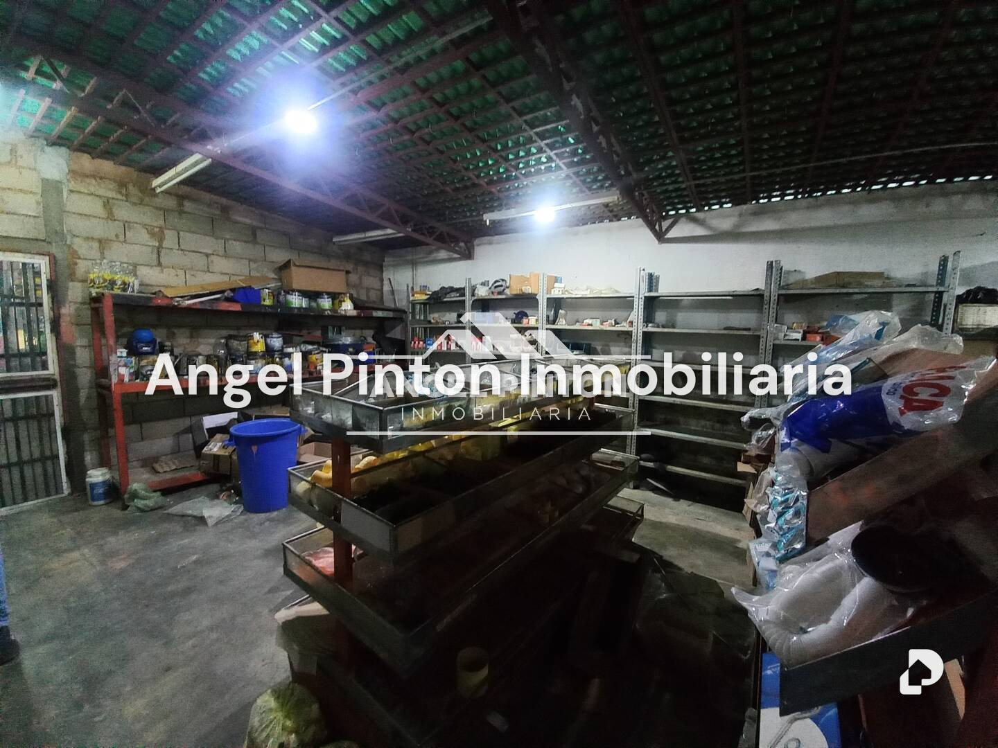 Local comercial en Circunvalación No. 2, Maracaibo – 12