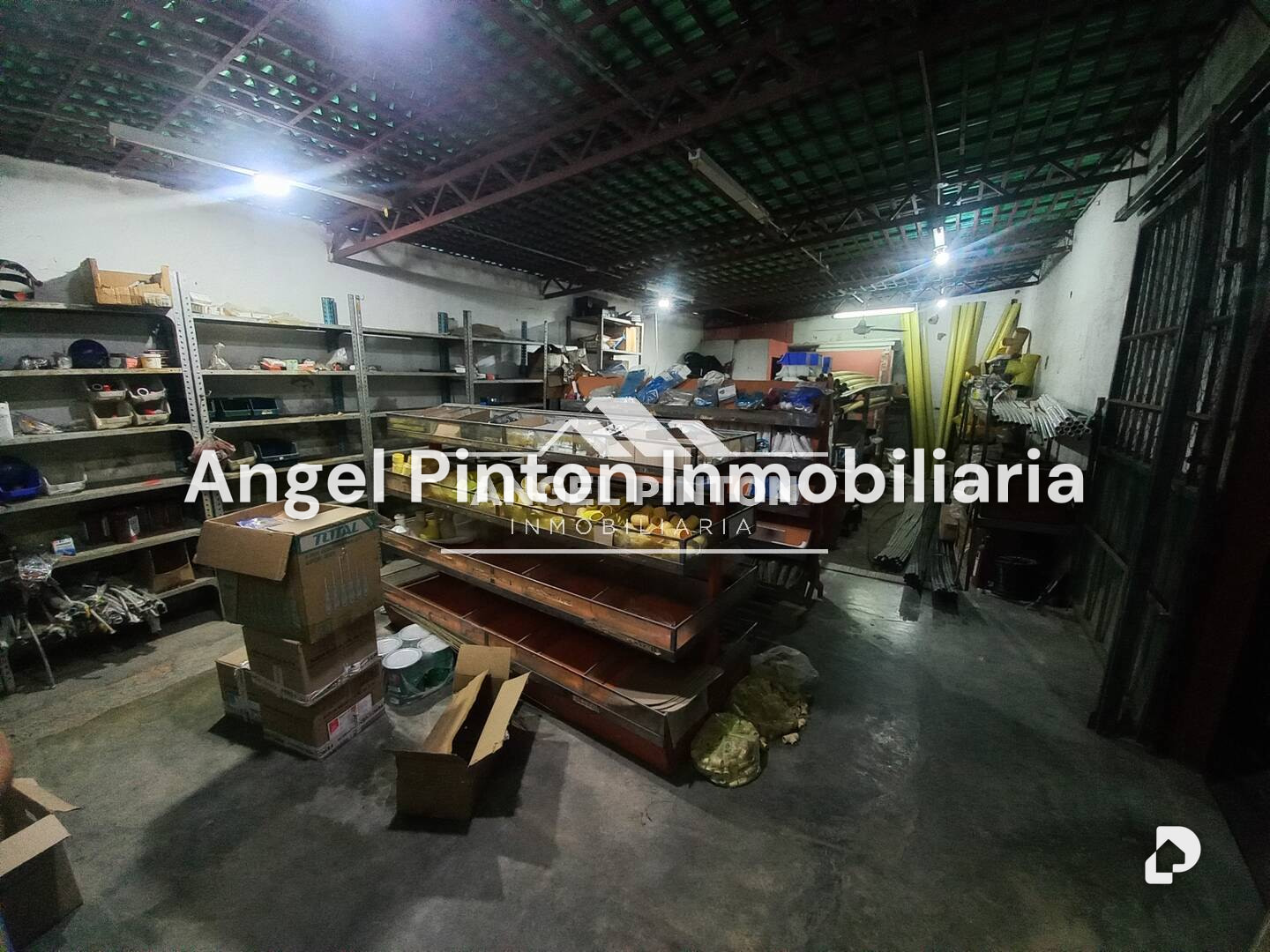 Local comercial en Circunvalación No. 2, Maracaibo – 13