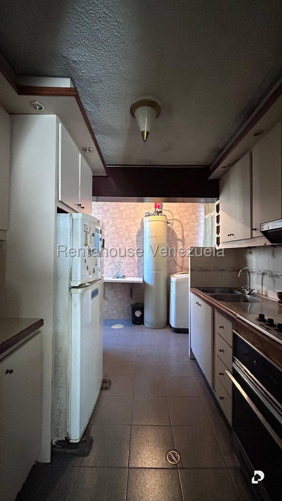 Apartamento en La California Norte, Caracas – 16