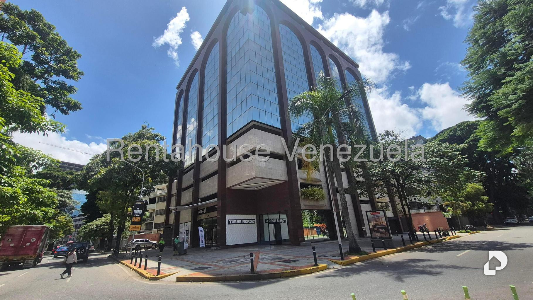 Oficina en Las Mercedes, Caracas – 1