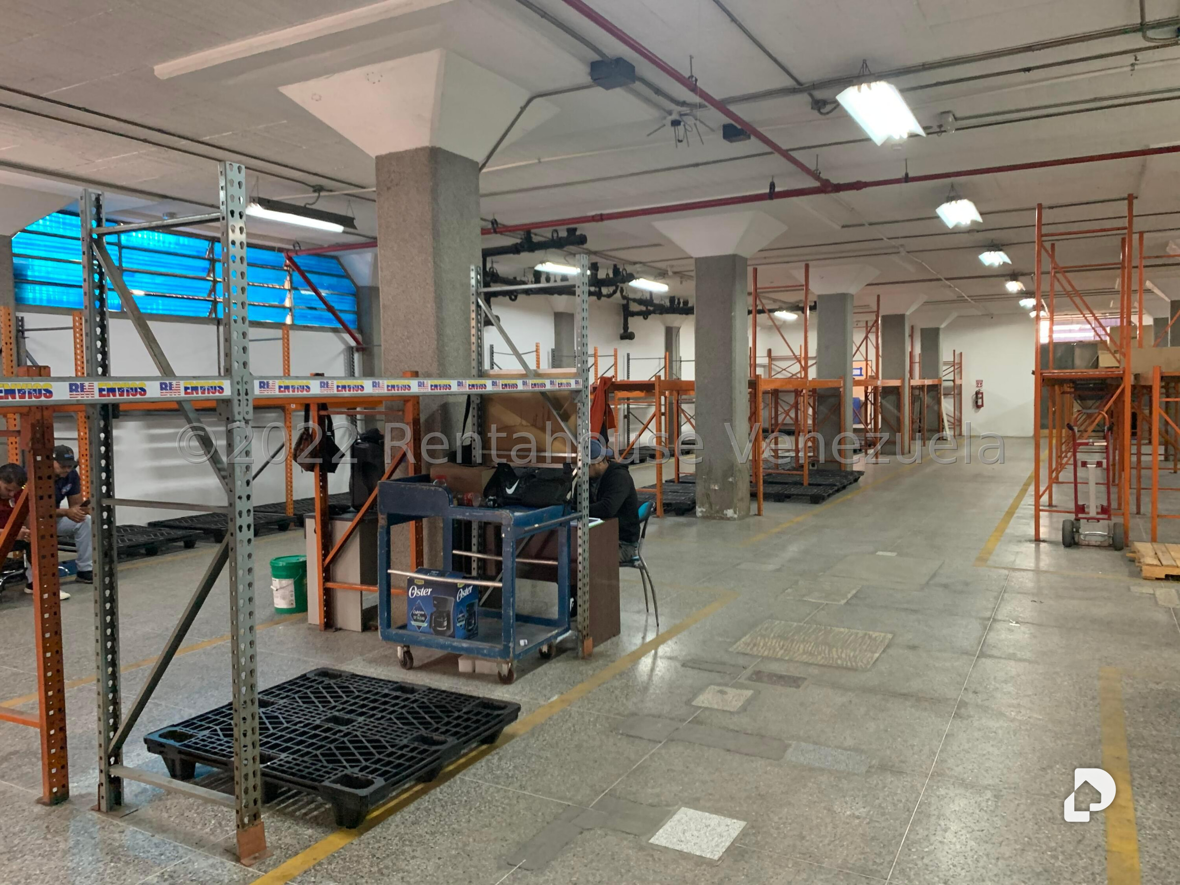 Local comercial en Los Ruices, Caracas – 12