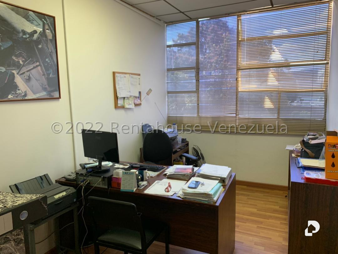 Local comercial en Los Ruices, Caracas – 29